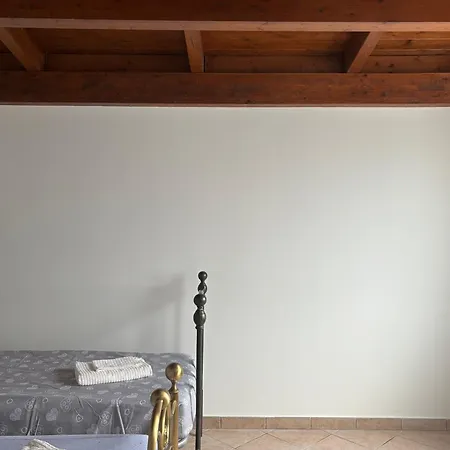 Ai Piedi Del Morrone *